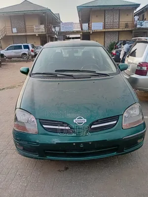 Nissan Almera Tino 2002 Green