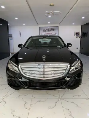 Mercedes-Benz C300 2015 Black