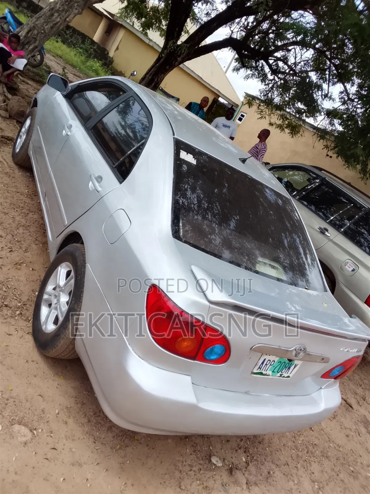 Toyota Corolla LE 2004 Silver