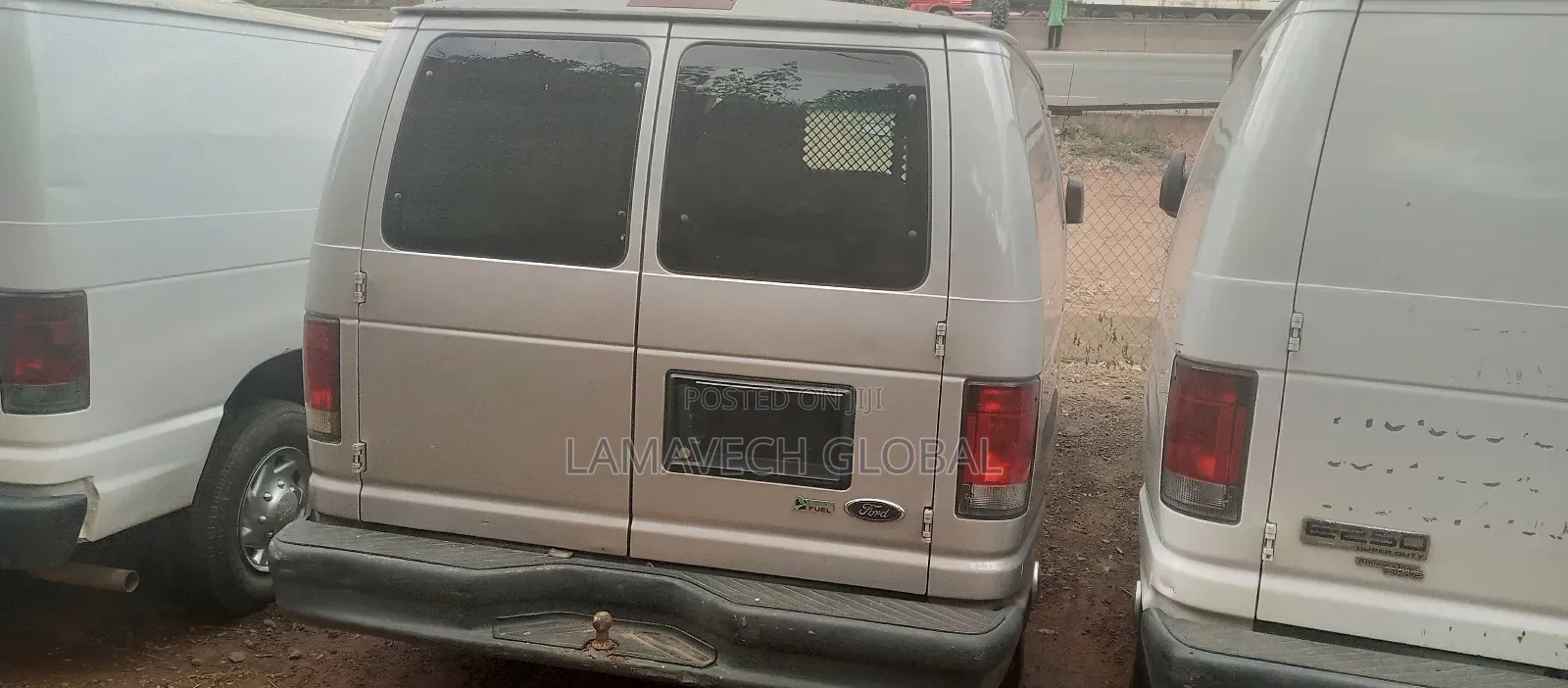 Ford E250 2014 White