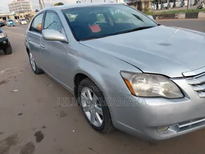 Toyota Avalon 2017 Silver