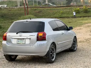 Toyota Corolla 2004 Silver