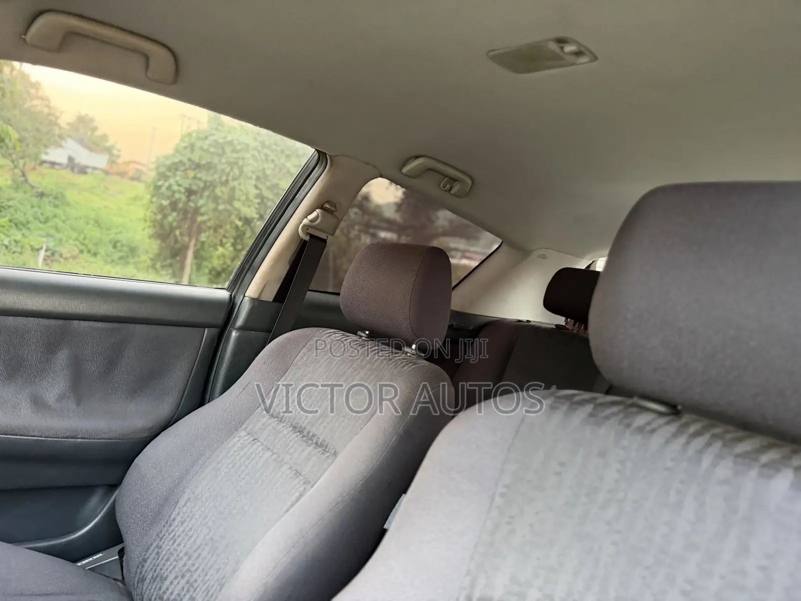 Toyota Corolla 2004 Silver