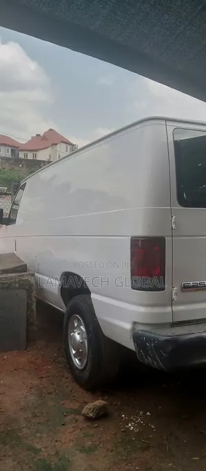 Ford E350 2010 White