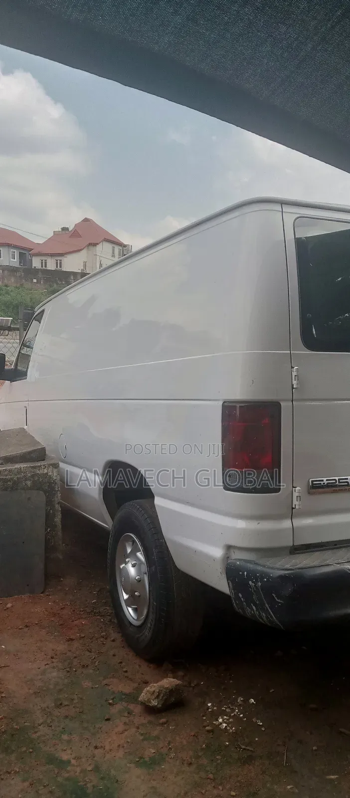 Ford E350 2010 White