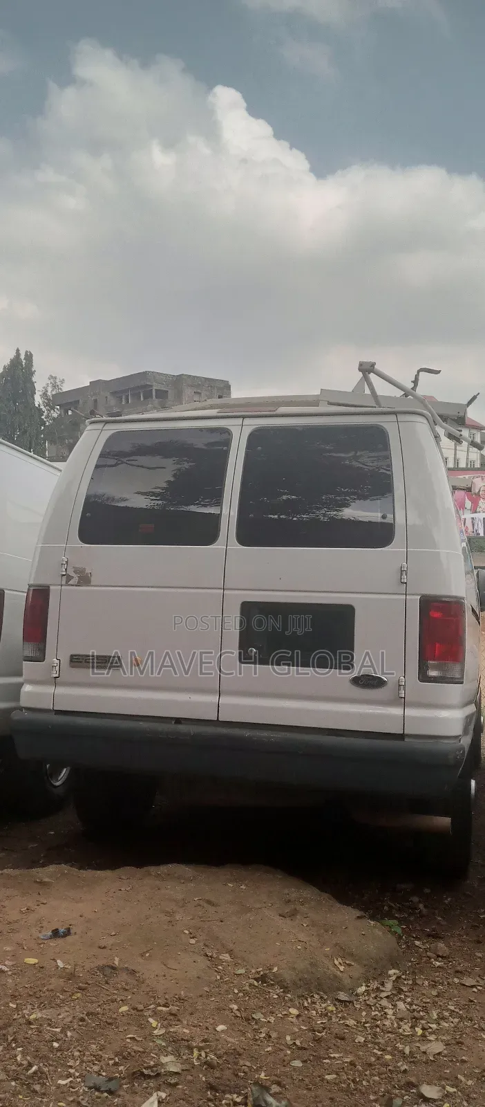 Ford E350 2010 White