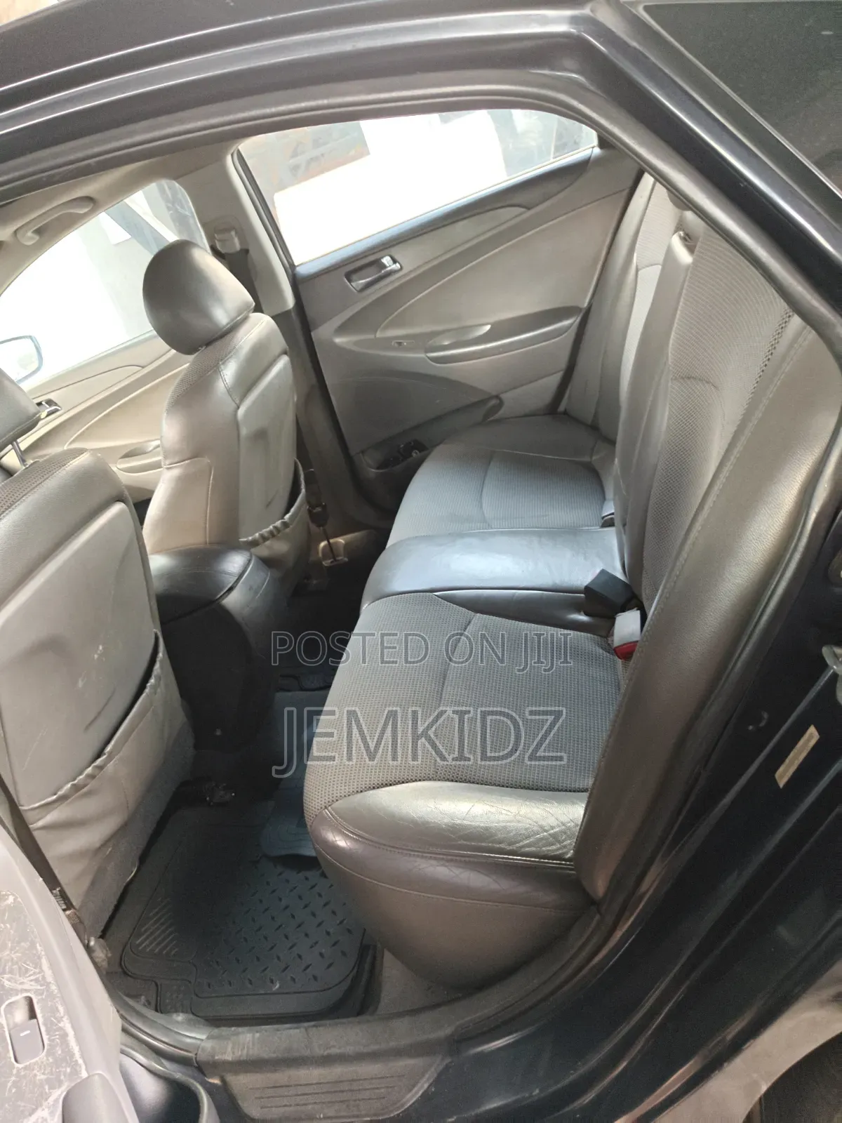 Hyundai Sonata 2011 Blue
