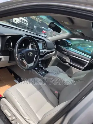 Toyota Highlander 2016 Beige