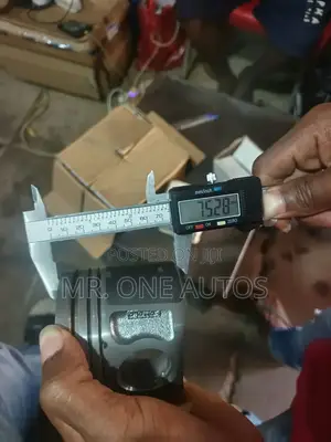 Engine Piston