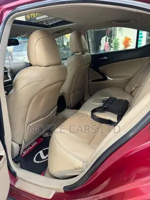 Lexus IS 2009 Red