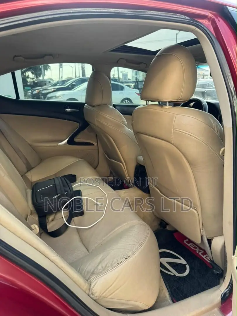 Lexus IS 2009 Red