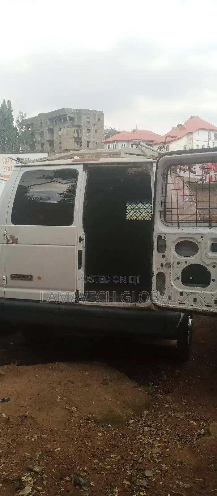 Ford E250 2012 White