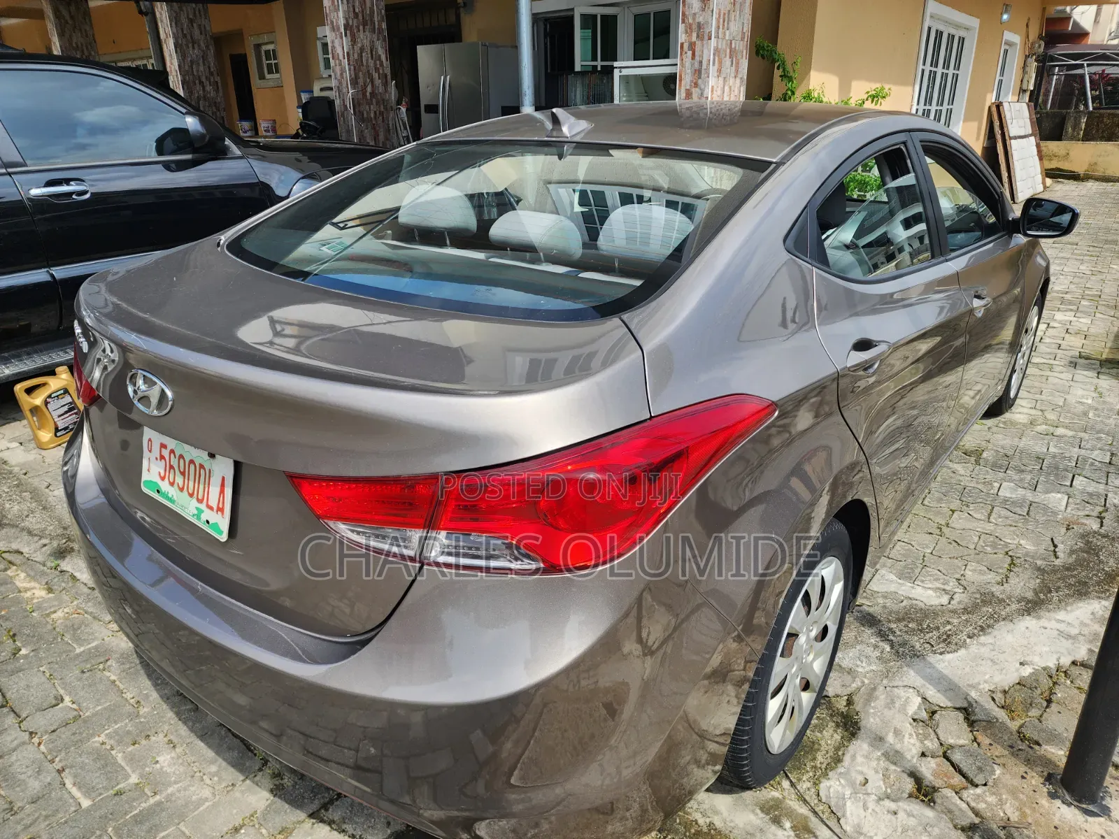 Hyundai Elantra 2012 Beige