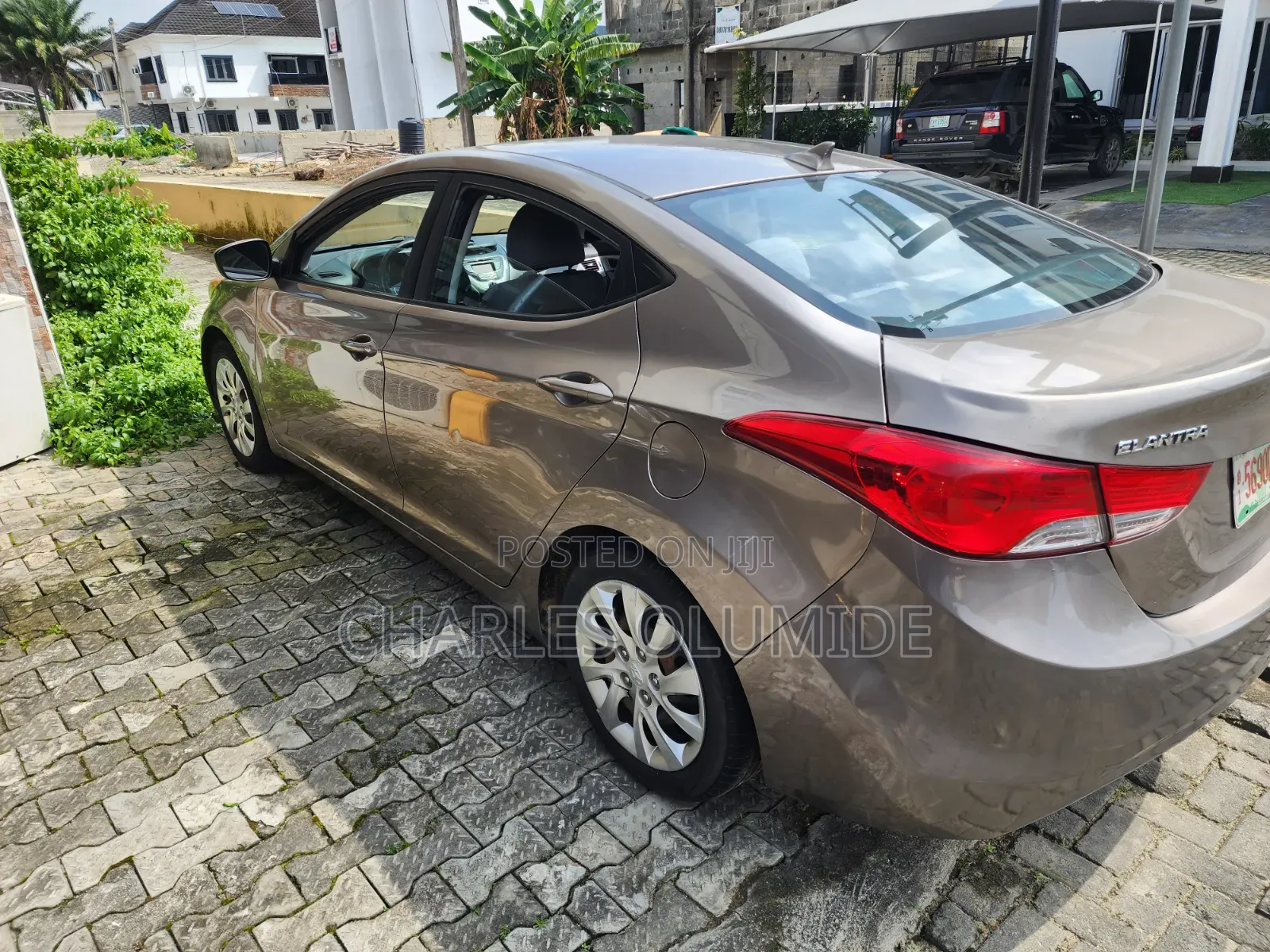 Hyundai Elantra 2012 Beige