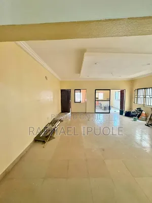 4bdrm Duplex in Medina for rent