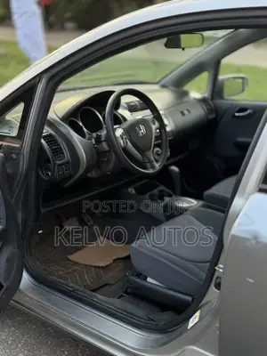 Honda Jazz 2006 Maroon