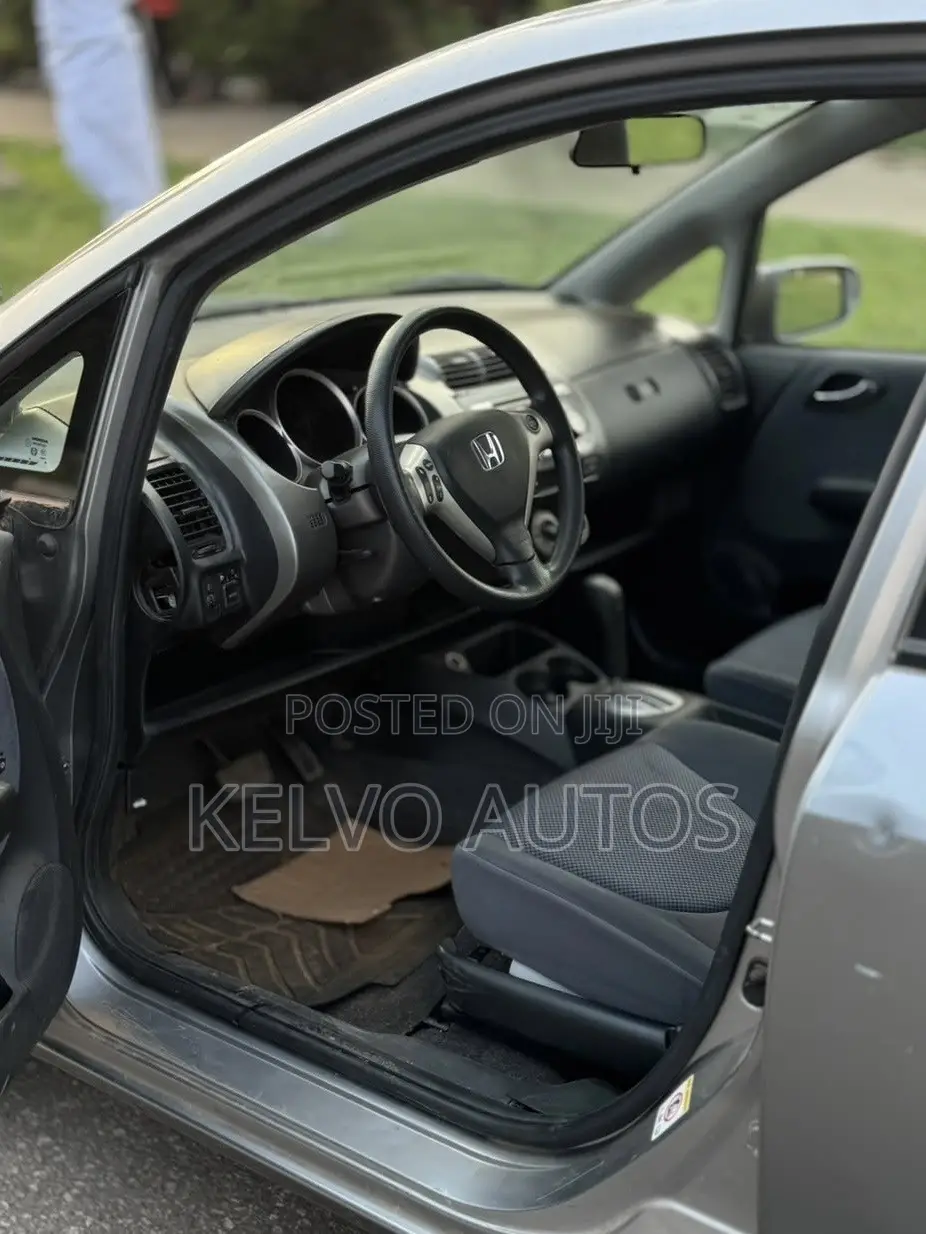 Honda Jazz 2006 Maroon