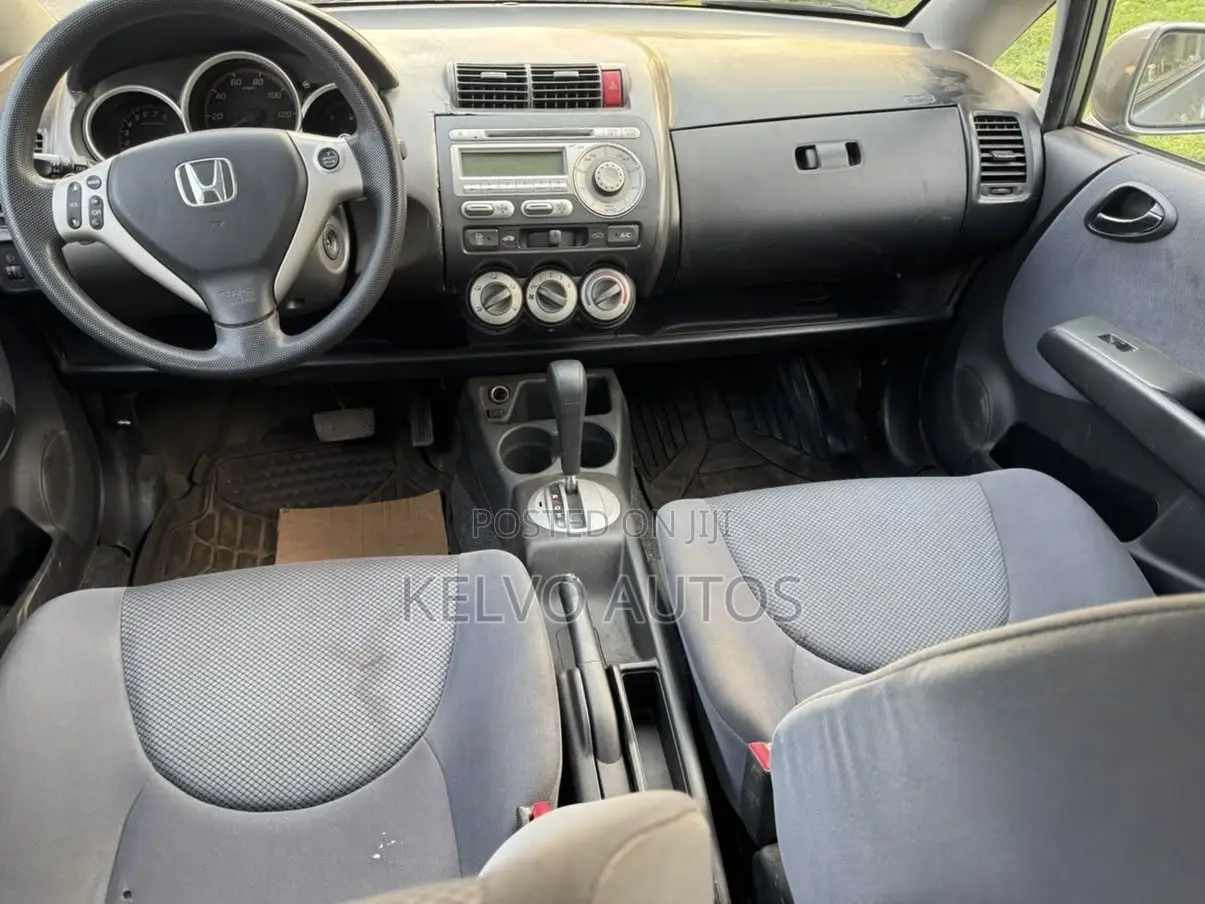 Honda Jazz 2006 Maroon
