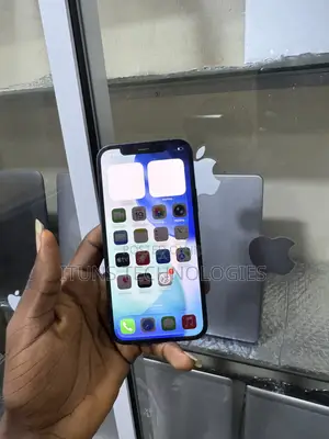 Apple iPhone 12 64 GB Black
