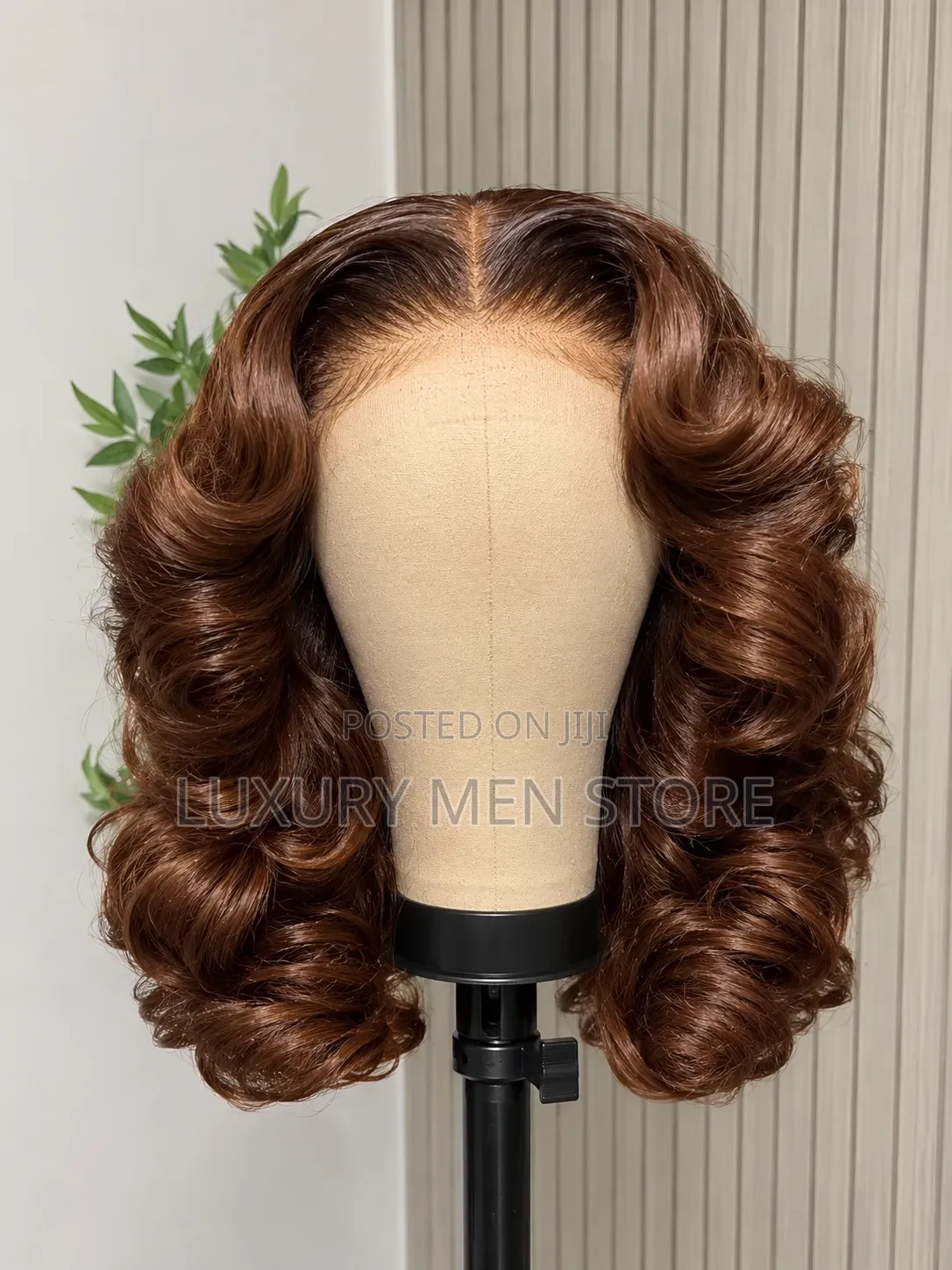 Bouncy Wig