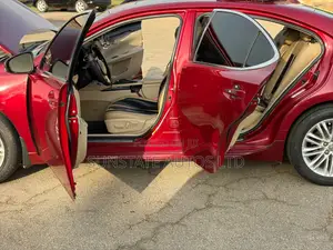 Lexus ES 2014 Maroon