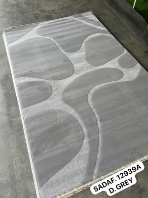 Fluffy Center Rug