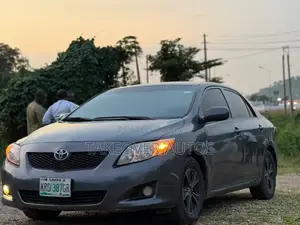 Toyota Corolla 2009 Gray