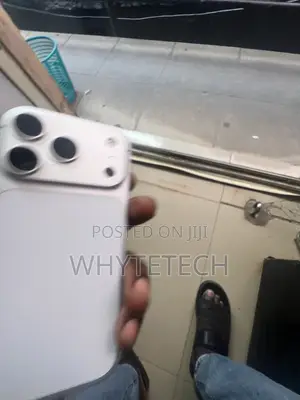 New Apple iPhone 17 Pro 256 GB Silver