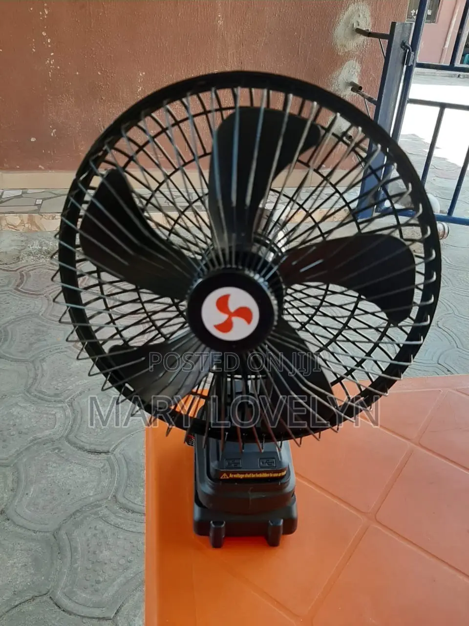 8” Portable Rechargeable Fan