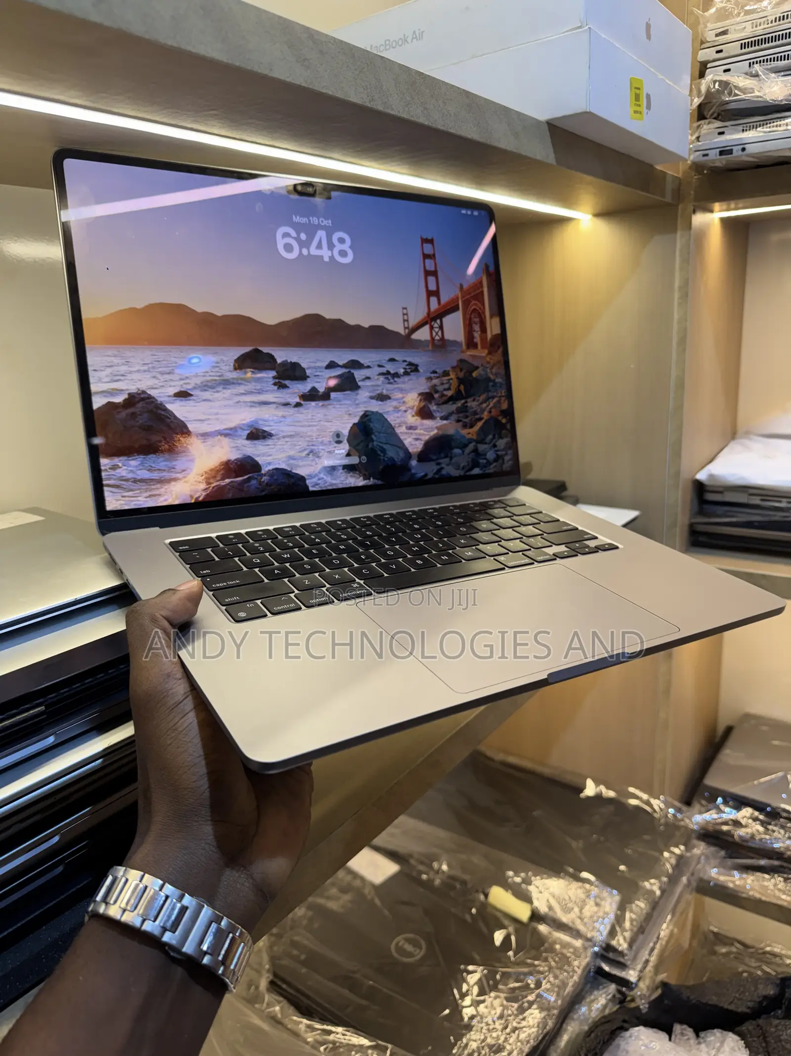 Laptop Apple MacBook Air 2024 M3 16GB Apple M3 SSD 512GB
