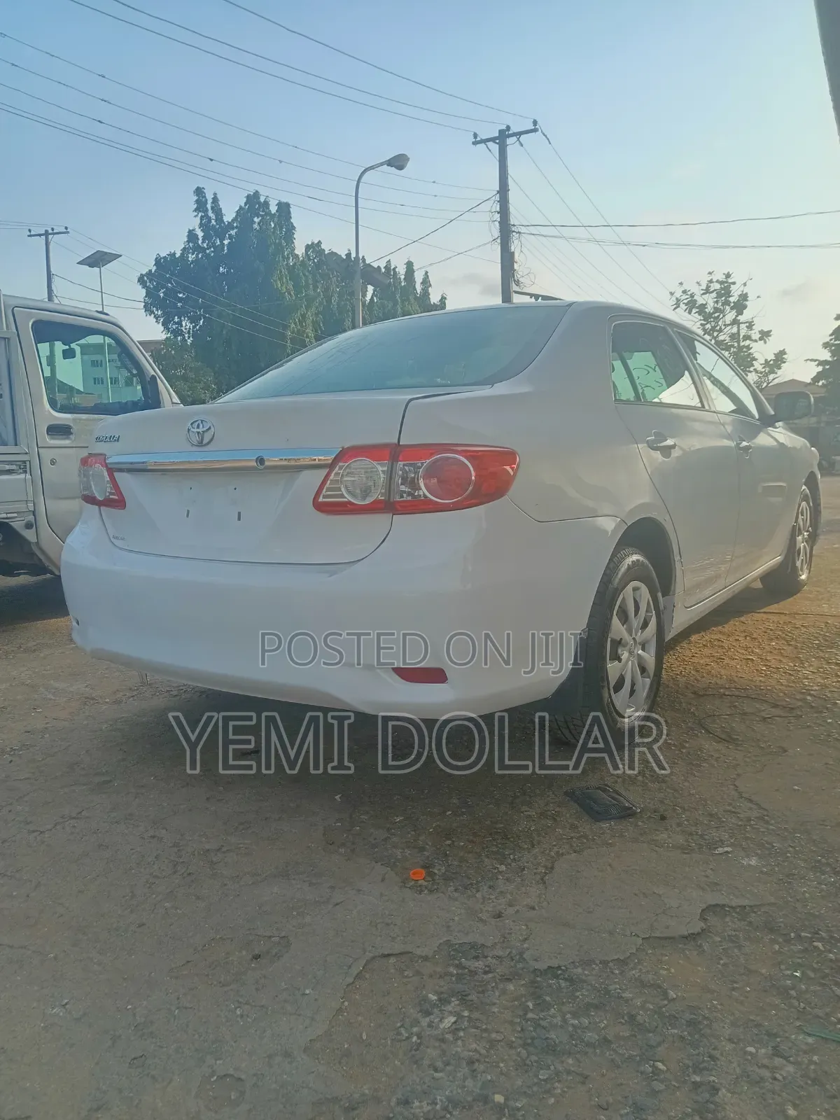 Toyota Corolla 2012 White