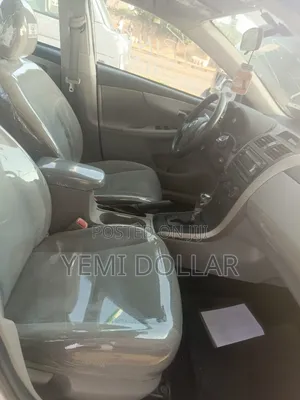 Toyota Corolla 2012 White