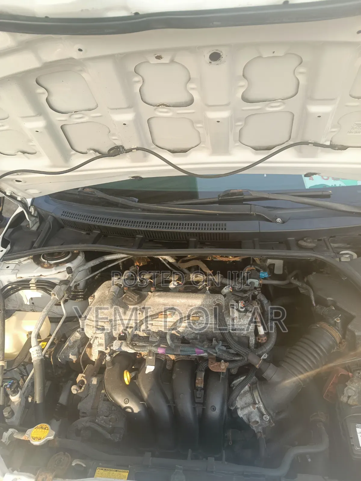 Toyota Corolla 2012 White