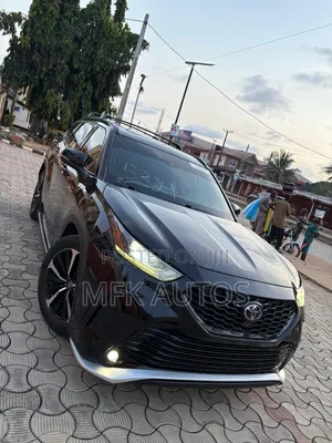 Toyota Highlander Limited AWD 2020 Black