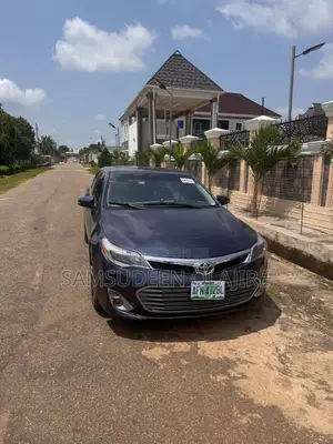 Toyota Avalon XLE 4dr Sedan (3.5L 6cyl 6A) 2015 Blue