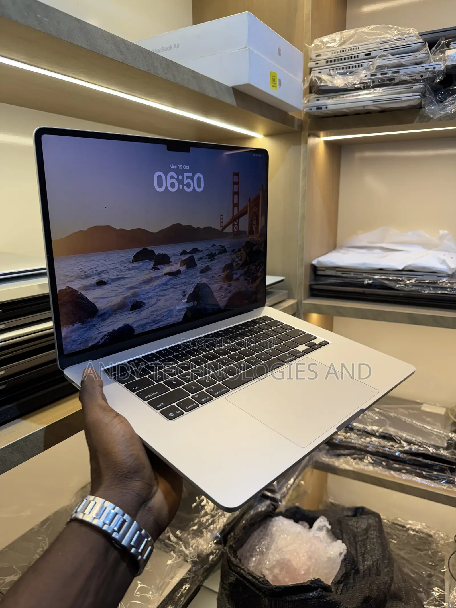 Laptop Apple MacBook Air 2026 M5 16GB Apple M5 SSD 512GB