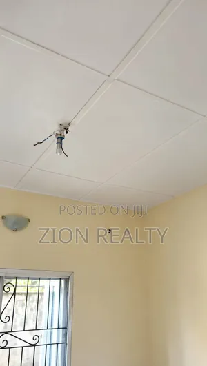 Mini Flat in Eputu, Awoyaya for rent