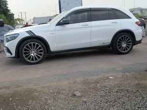 Mercedes-Benz GLC-Class 2017 White