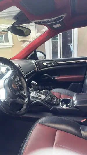 Porsche Cayenne 2015 Black