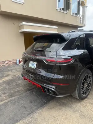 Porsche Cayenne 2015 Black