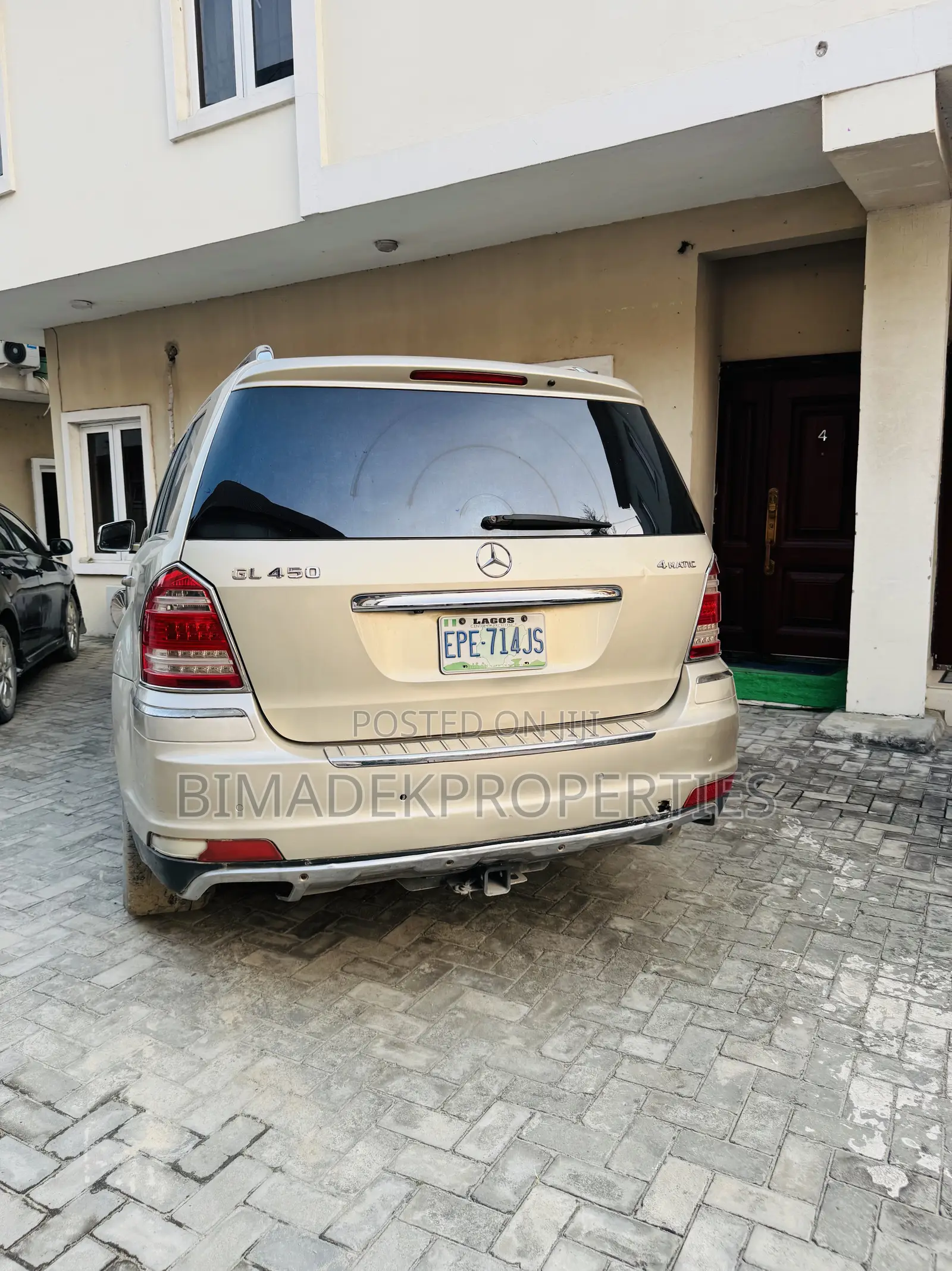 Mercedes-Benz GL-Class GL 450 2012 Gold