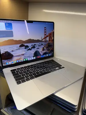 Laptop Apple MacBook Air 2024 M3 16GB Apple M3 SSD 512GB