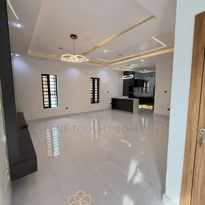 5bdrm Mansion in Megamound Estate, Ikota for sale