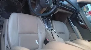 Mercedes-Benz GLK-Class 2010