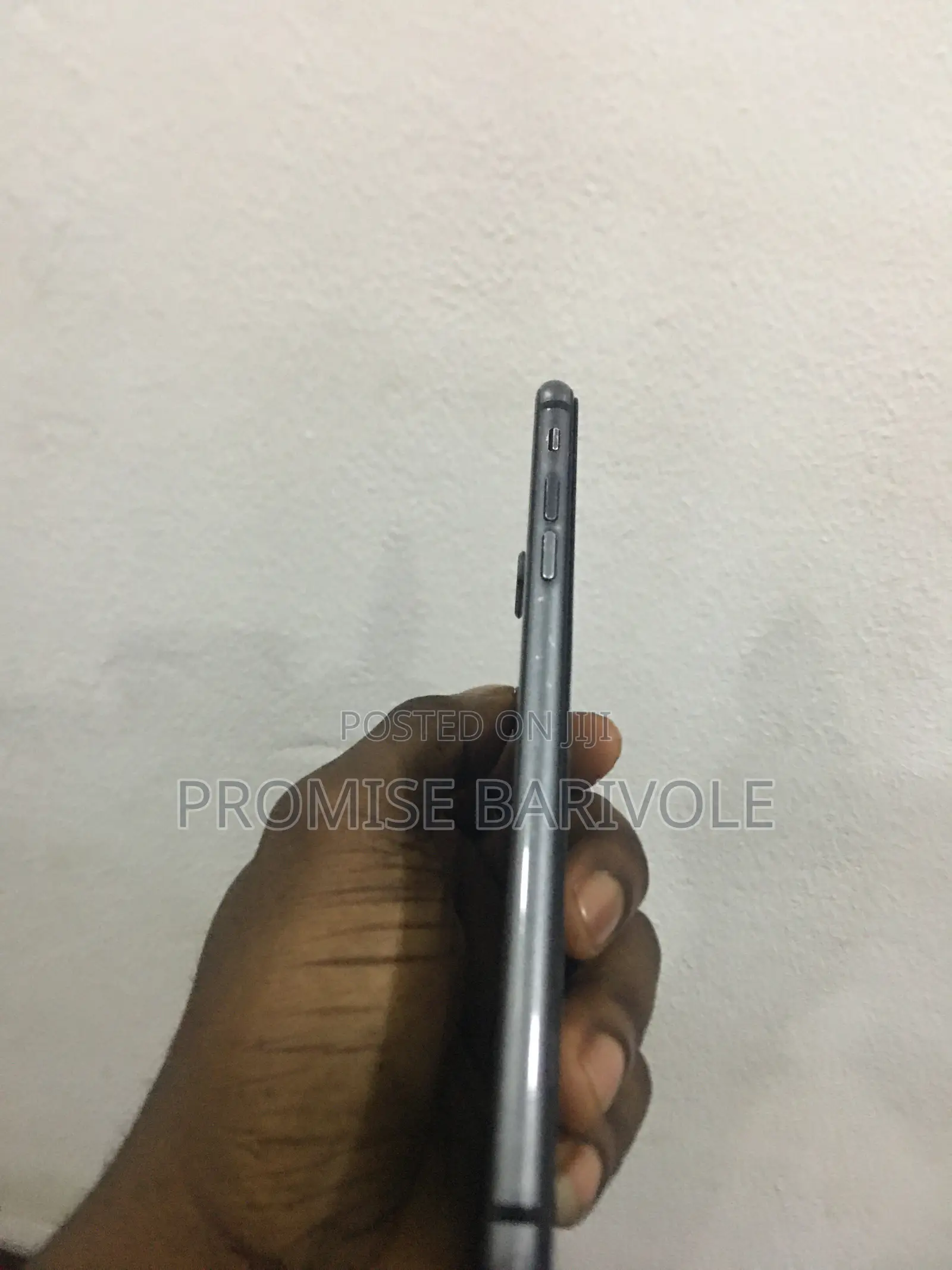 Apple iPhone 8 Plus 64 GB Black