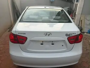 Hyundai Elantra 2008 White