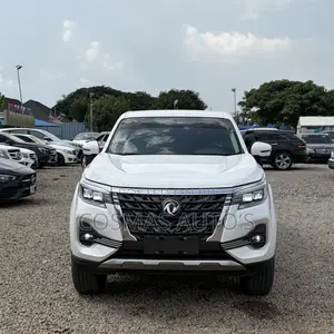 New Dongfeng Rich 7 2.0 Petrol AWD 2025 White