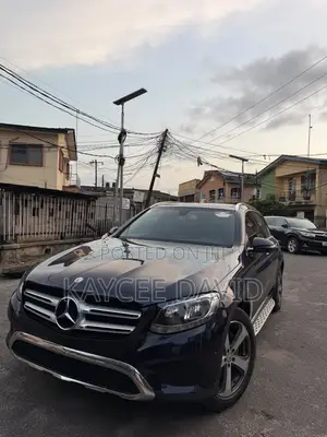 Mercedes-Benz GLC-Class 2017 Blue