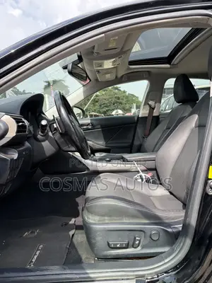 Lexus IS 200t 2016 Black