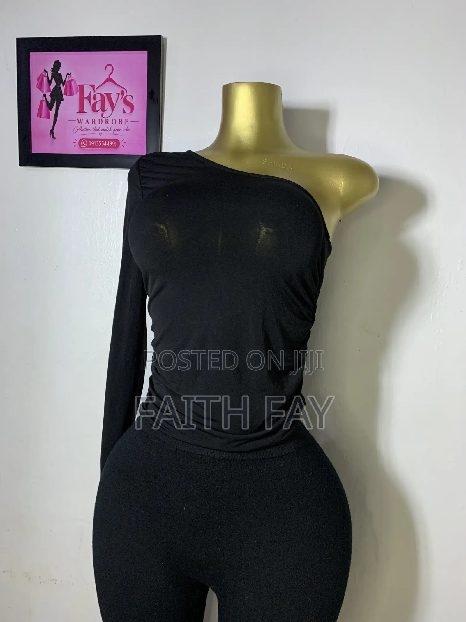 Female Tops